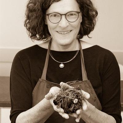 &copy; GEORG SCHRAML